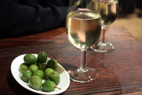 La venencia olives & manzanilla