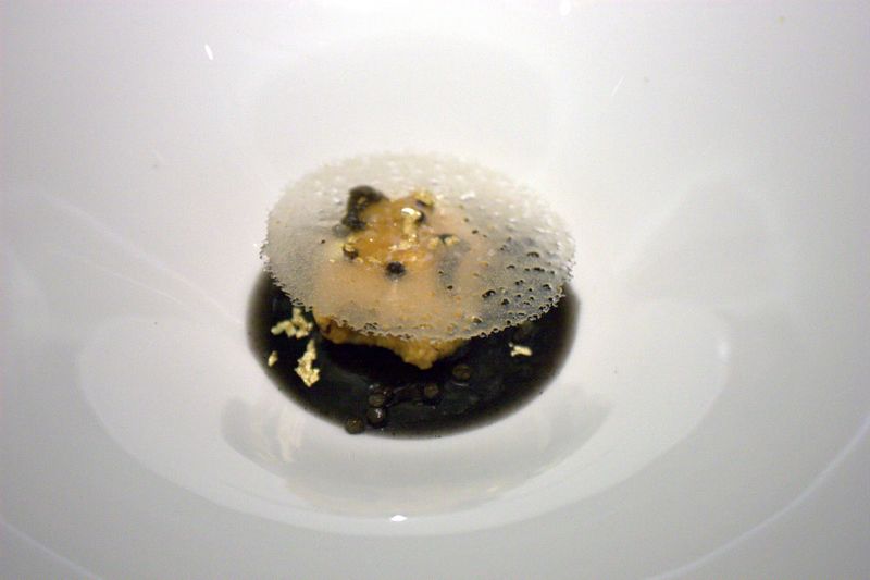 Corton uni, black konbu gelée, caviar