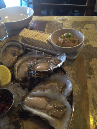 peche oysters & smoked tuna dip