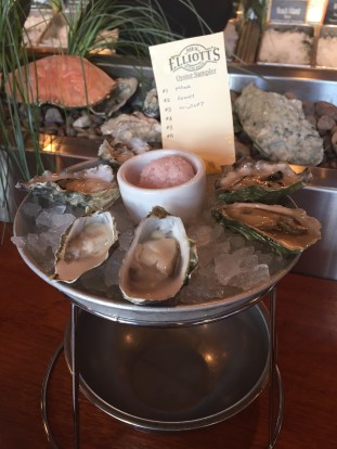 elliot's oysters