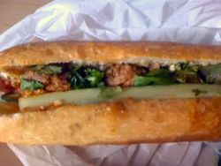 Meatball banh mi