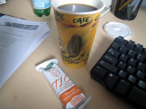 Kashi peanut butter bar and coffee