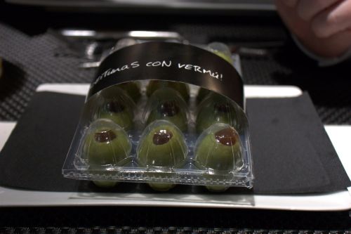 Kulto al plato vermouth olives packaged