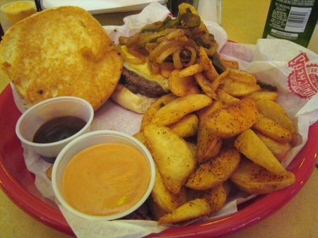 Fuddruckers_the_inferno