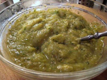 Tomatillo_salsa