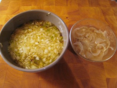 Habanero_salsa_pickled_onions