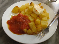 Bravas