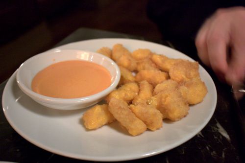 Char no. 4 cheddar cheese curds