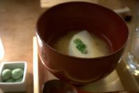 Matsugen tofu miso soup