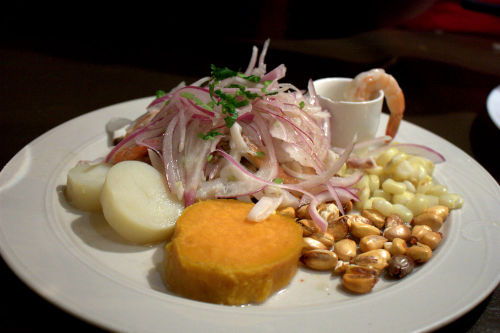 Urubamba ceviche mixto