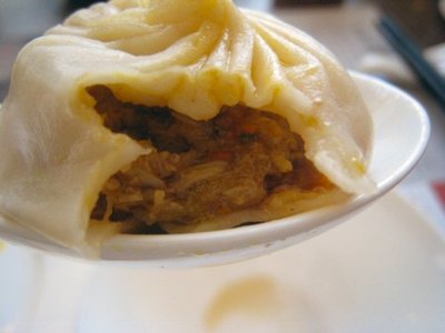 Din_tai_fung_hair_crab_dumpling