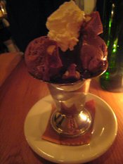 The_smith_peanut_butter_sundae