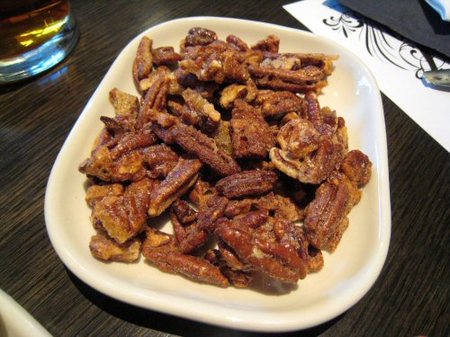 Huckleberry_bar_candied_pecans