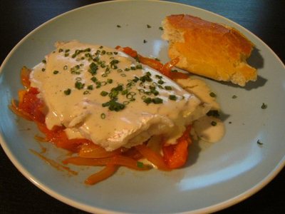 Red_snapper_with_tomatoes_and_cream