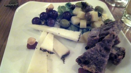 Boqueria_cheese_plate