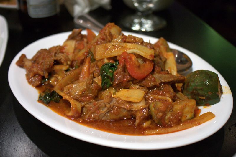 Sriphraphai duck curry