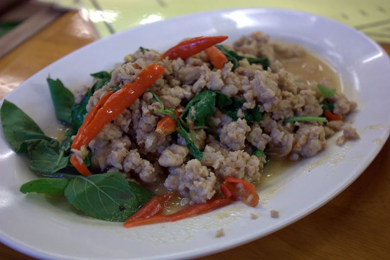 Gai yang boran larb