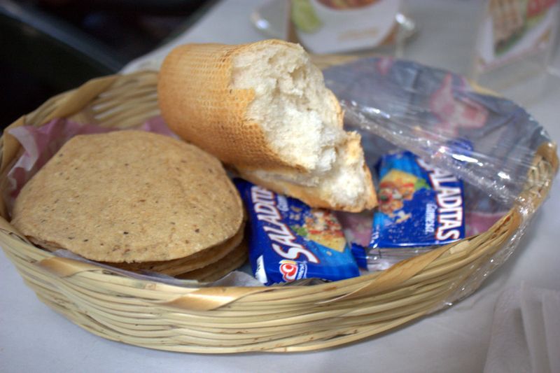 Marco polo bread basket
