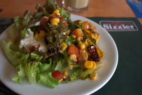 Bangkok sizzler salad