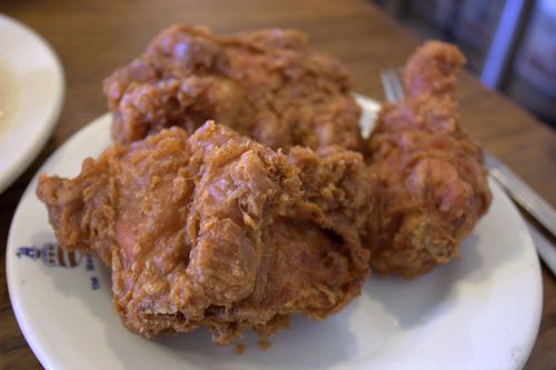 Willie mae's fried chicken