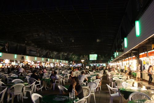 Suan lum night bazaar food court