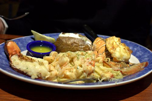 Red lobster trio