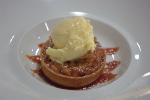 Saul pine nut tart