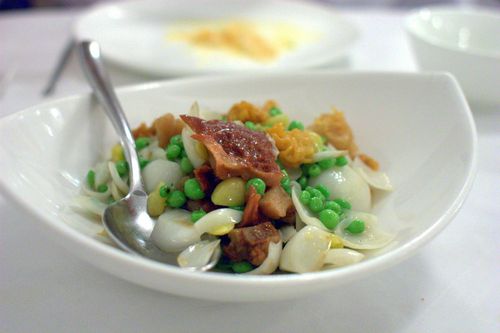 The chairman stir-fried snap beans with mushrooms