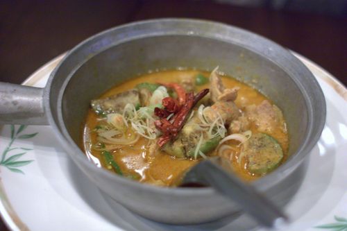 Qi thai grill fiery pork red turmeric curry