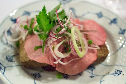 Schonnenmann  veterinarian's midnight snack