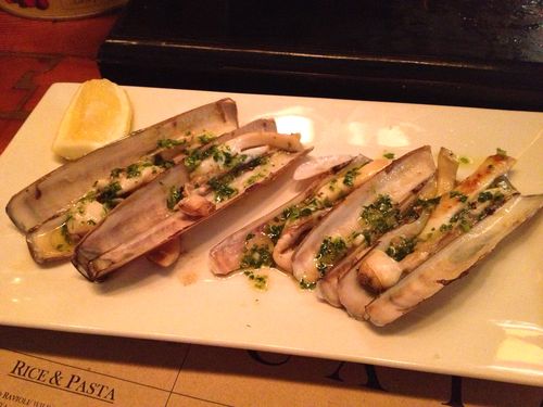 Cata razor clams