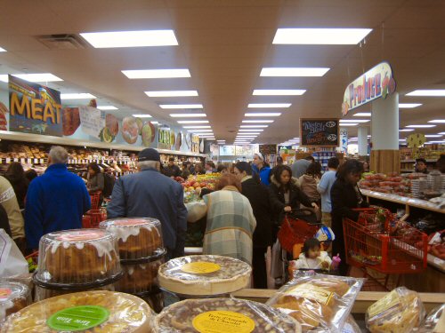 Queens_trader_joes_crowds